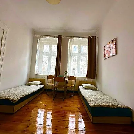 Lilia House ホテル